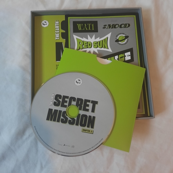 MCND - The Earth: Secret Mission Chapter 2 - 4th Mini Album - Picture 6 of 12